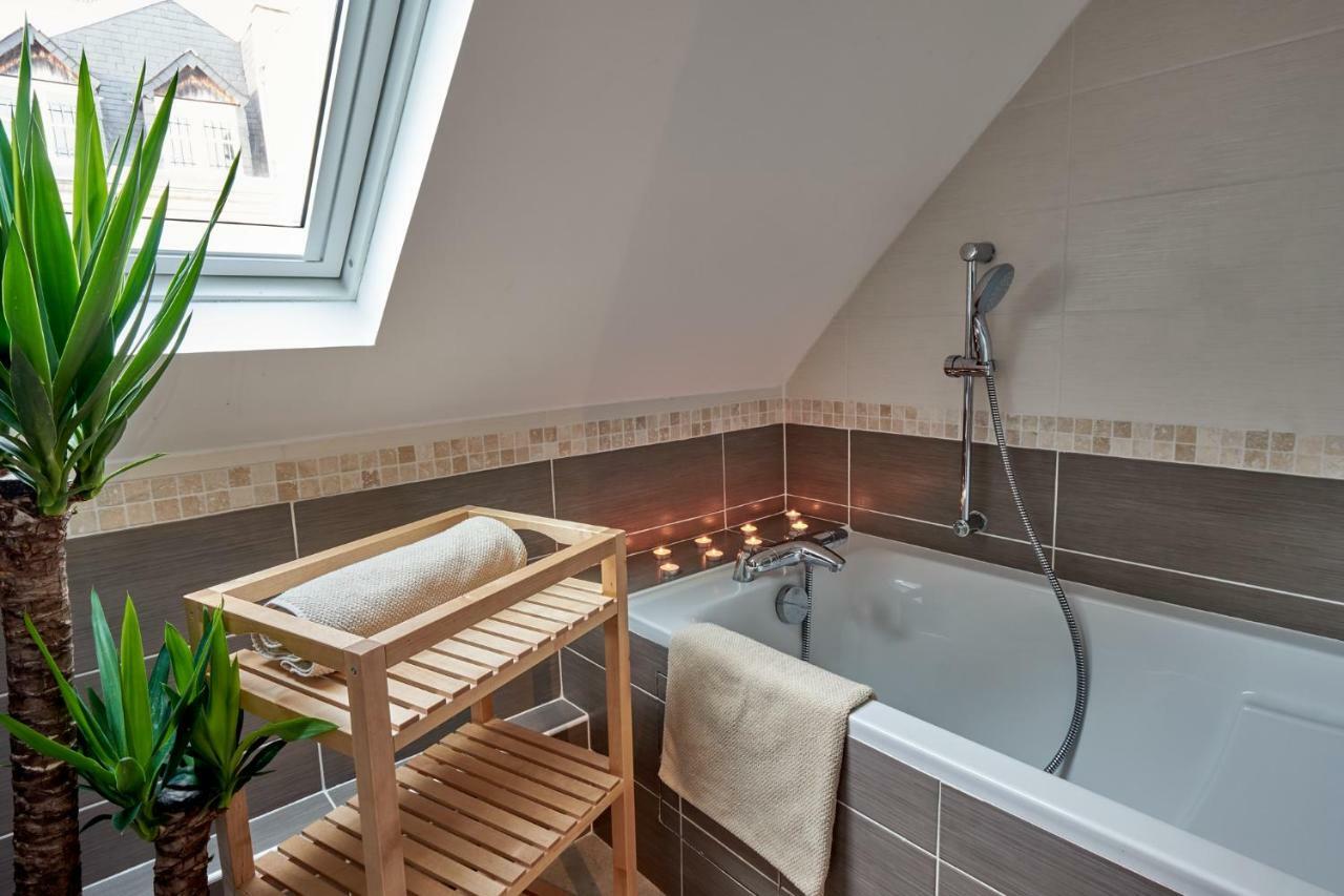 Le Saint Pierre, Atypique Au Coeur Du Centre Ville Apartment Caen Luaran gambar